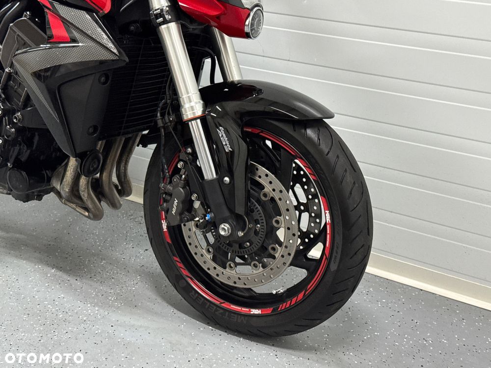 Honda CB - 9