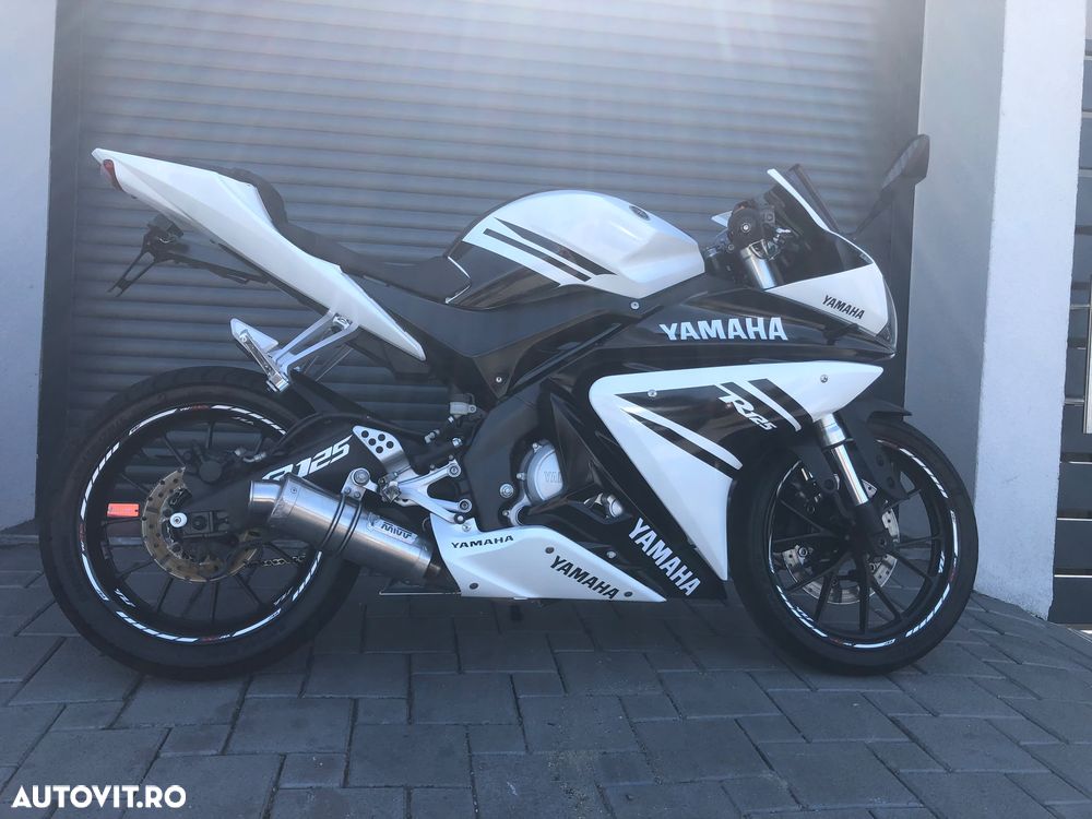 Yamaha YZF-R 125 - 12