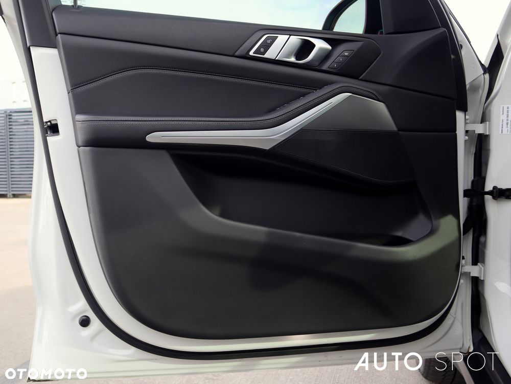 BMW X5 xDrive30d - 13