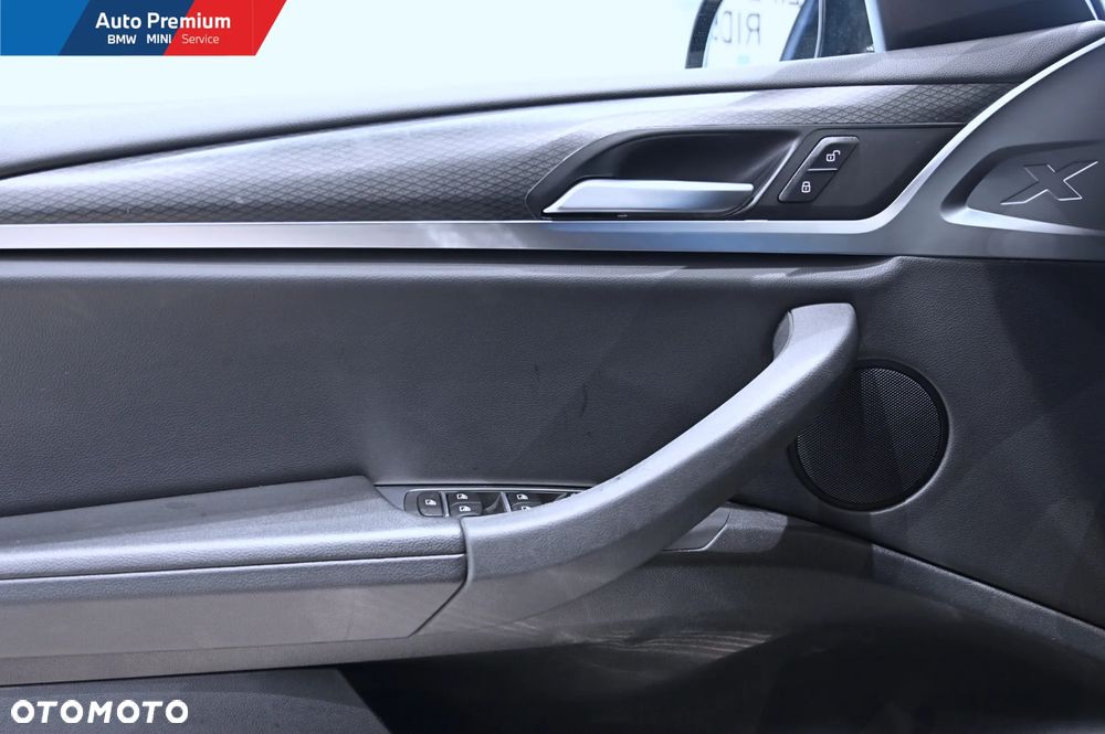 BMW X3 xDrive20d - 8