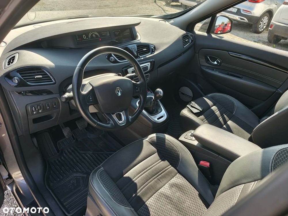 Renault Scenic ENERGY dCi 130 BOSE EDITION - 11