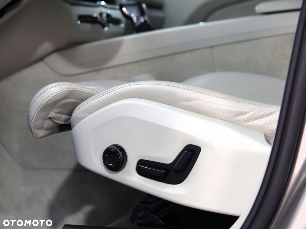 Volvo XC 60 D4 AWD Inscription - 14