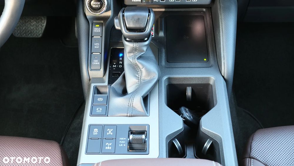 Toyota Land Cruiser LC 2.8 D-4D Invincible - 26