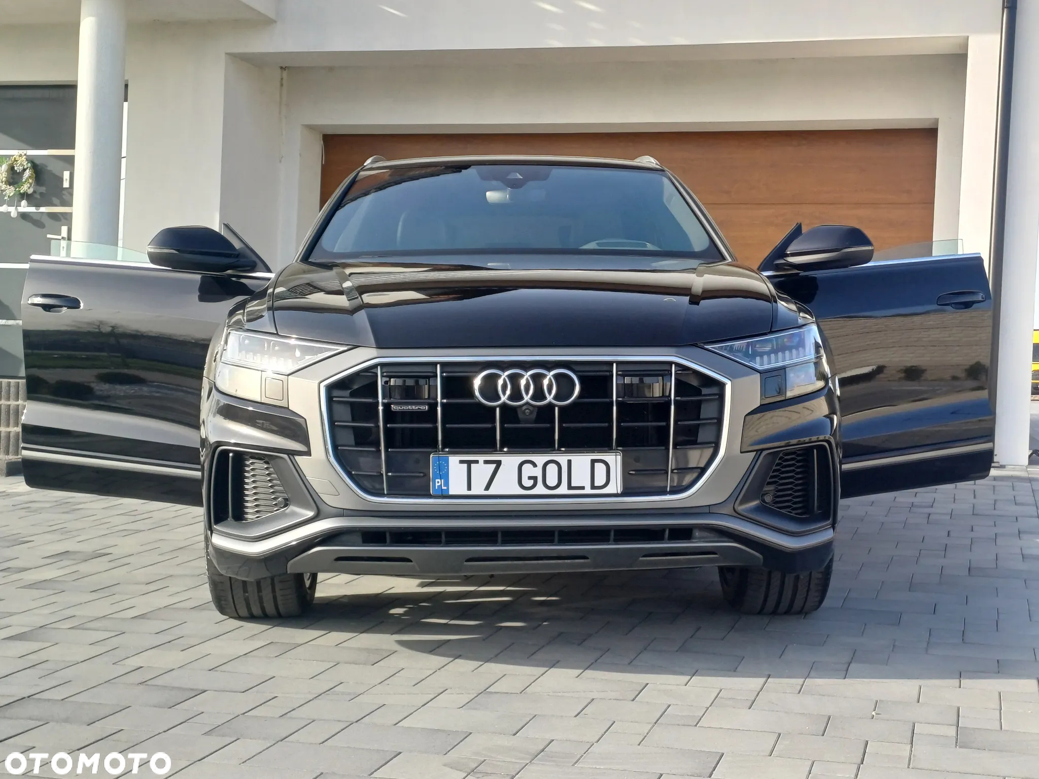 Audi Q8 - 12