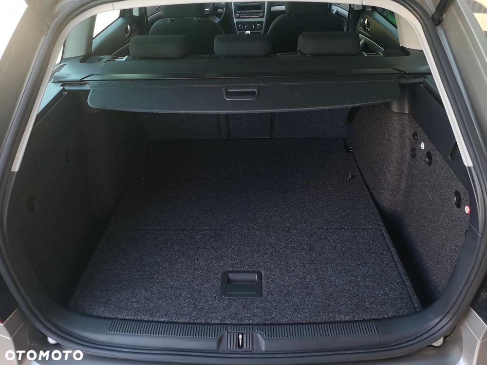 Skoda Octavia 1.2 TSI Ambiente - 30