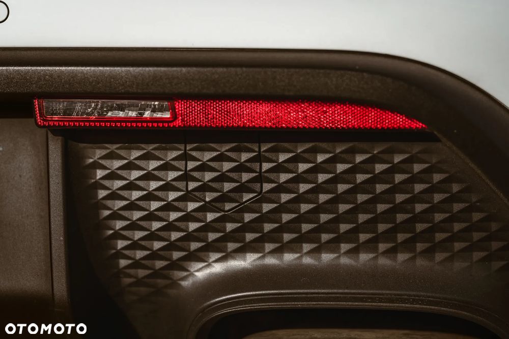 Porsche Macan Standard - 23