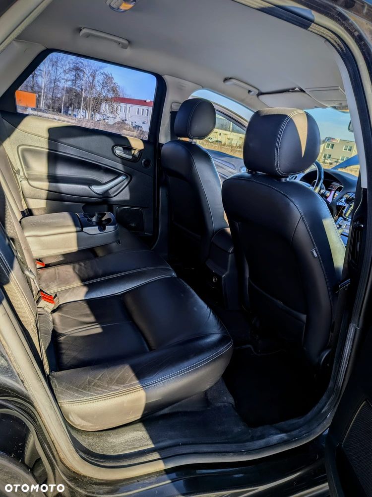Ford Mondeo 2.0 TDCi Titanium - 14