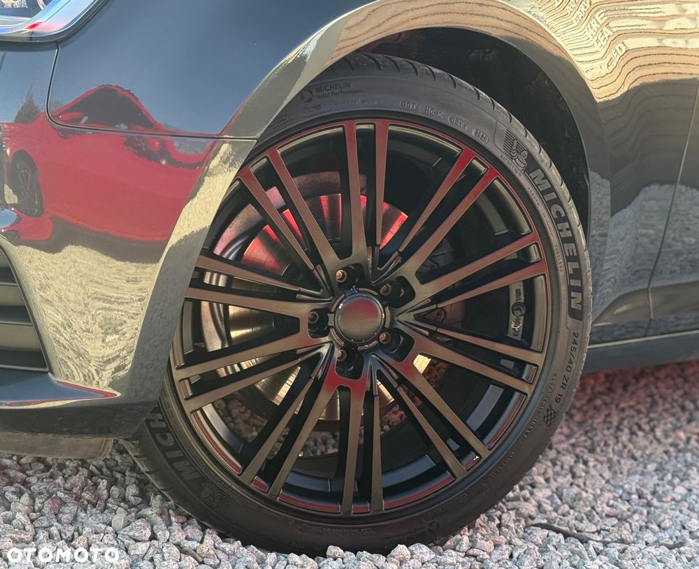 Audi A4 Avant 2.0 TDI ultra S tronic sport - 39