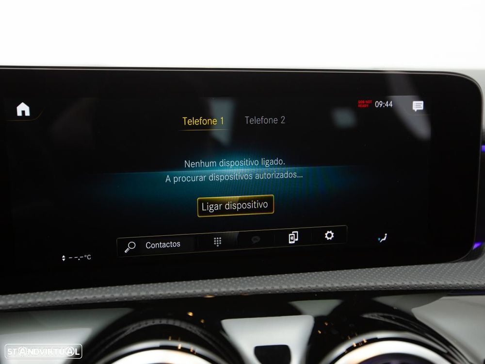 Mercedes-Benz A 250 e AMG Line - 28