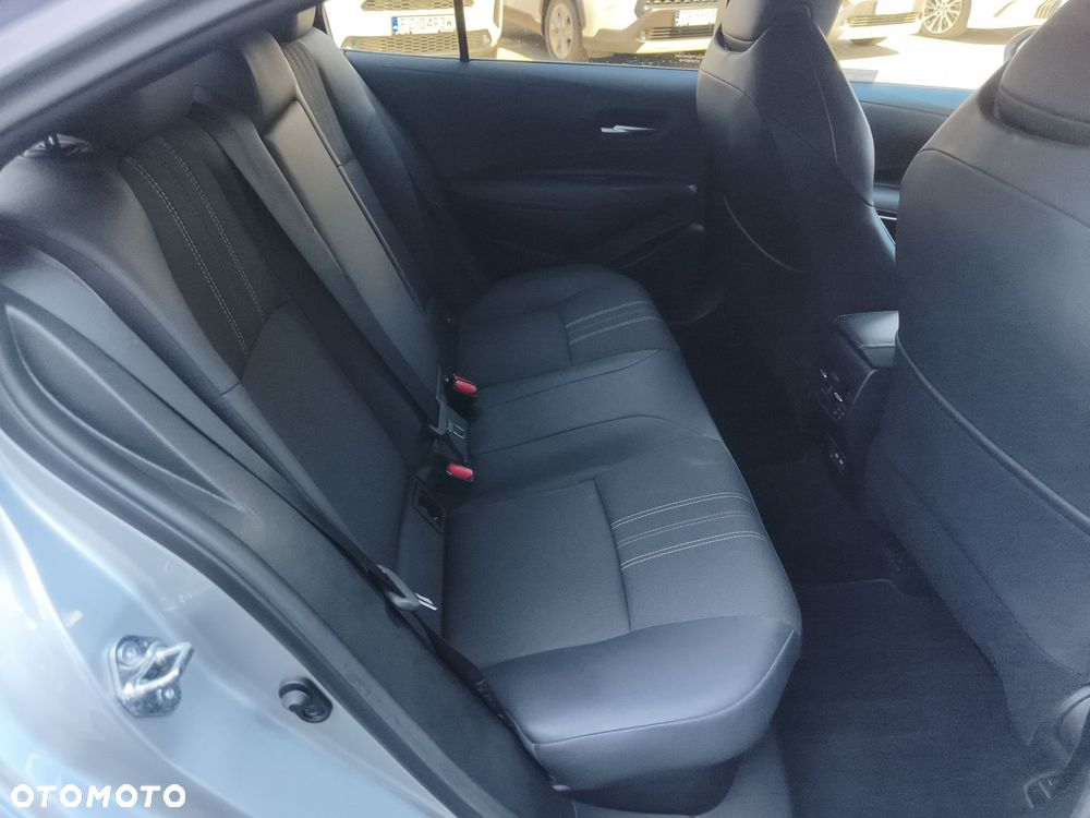 Toyota Corolla 1.8 Hybrid GR Sport Dynamic - 10