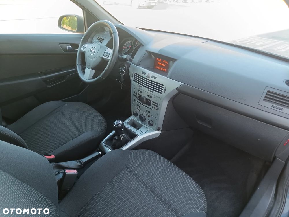 Opel Astra - 22