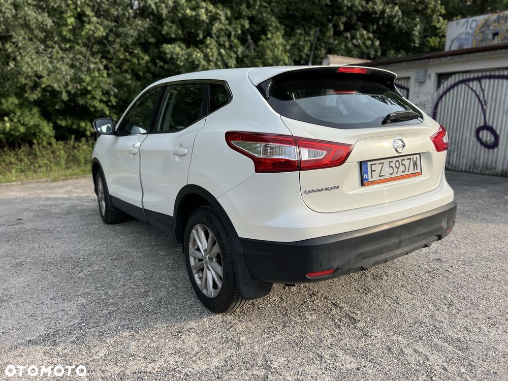 Nissan Qashqai - 4