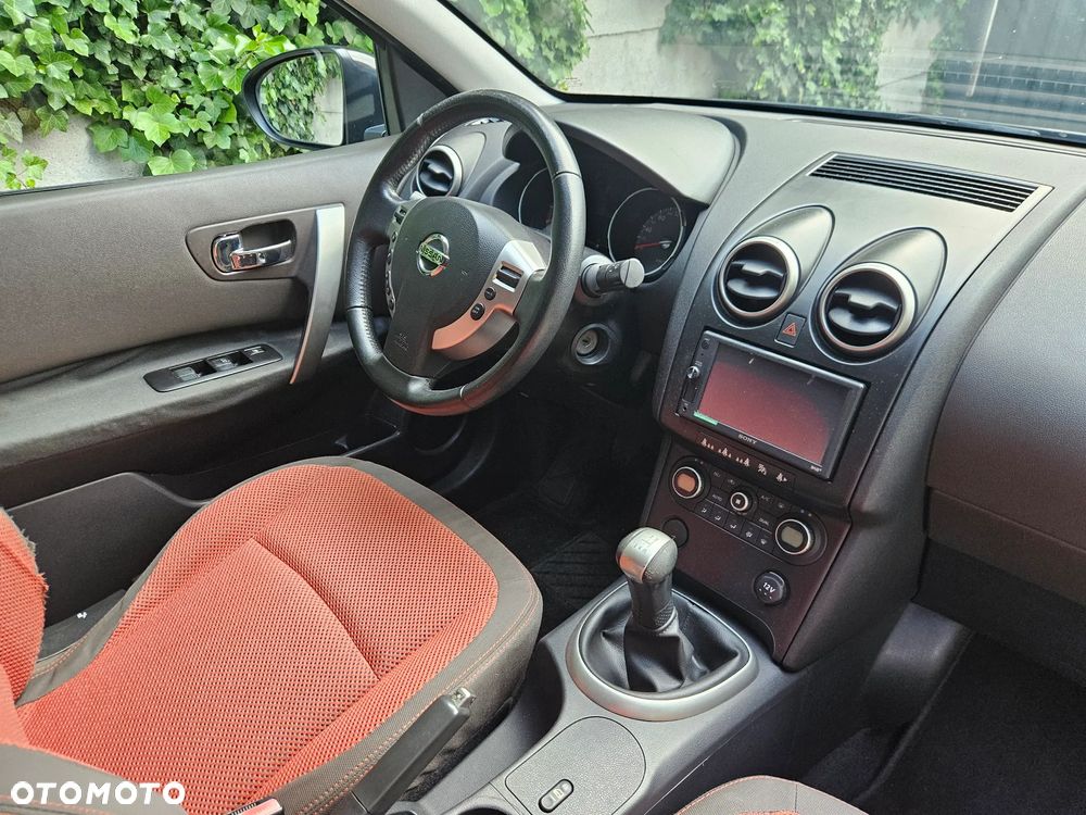 Nissan Qashqai - 14