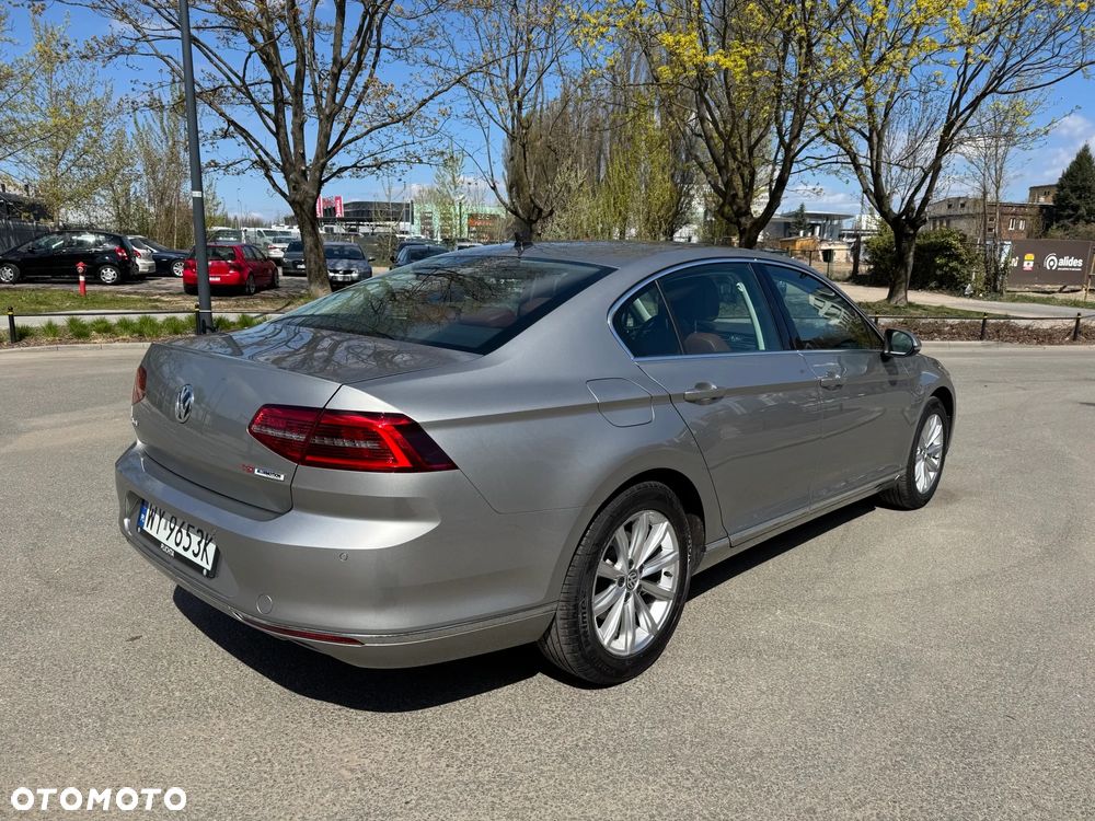 Volkswagen Passat 1.8 TSI BMT Highline DSG - 4