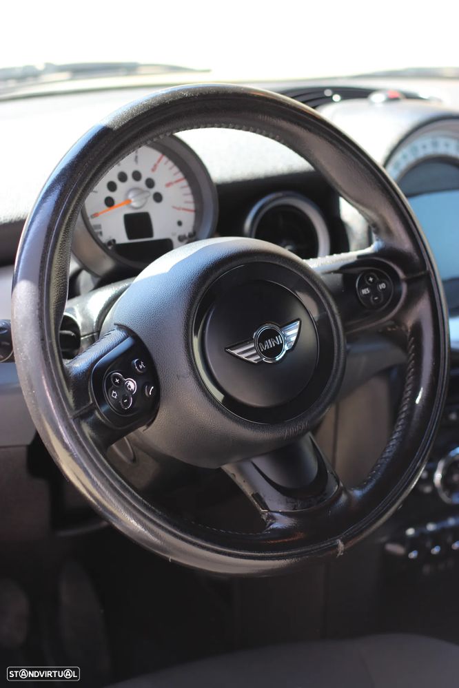 MINI 3 Portas Cooper D - 8