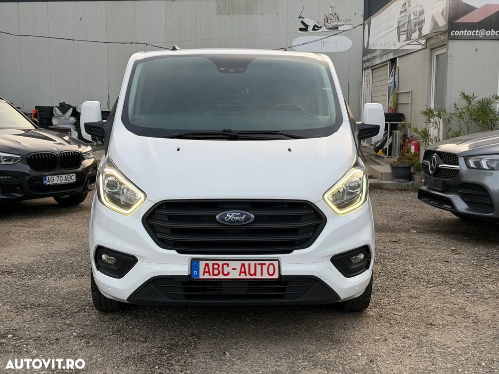 Ford TRANSIT CUSTOM - 3