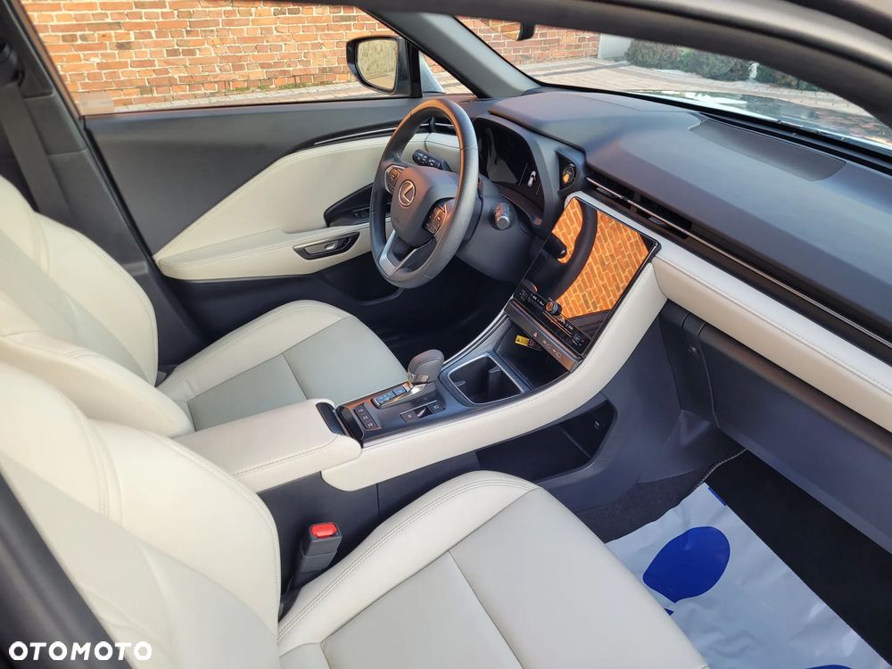 Lexus LBX 1.5 Hybrid Elegant - 17