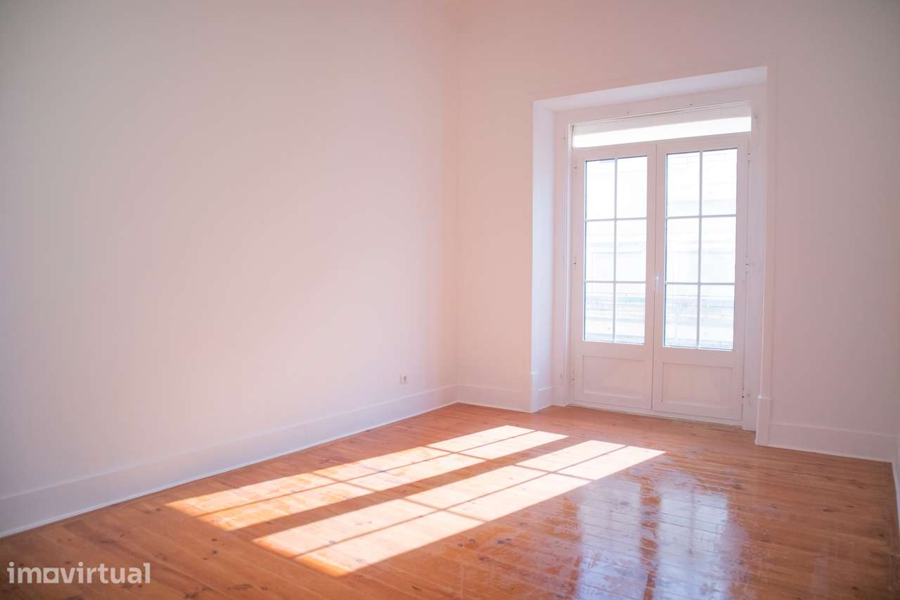 Apartamento T1 com Jardim — Alto de São João, Lisboa - Grande imagem: 2/21