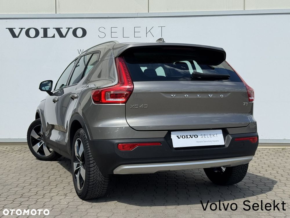 Volvo XC 40 T3 Momentum Pro - 5