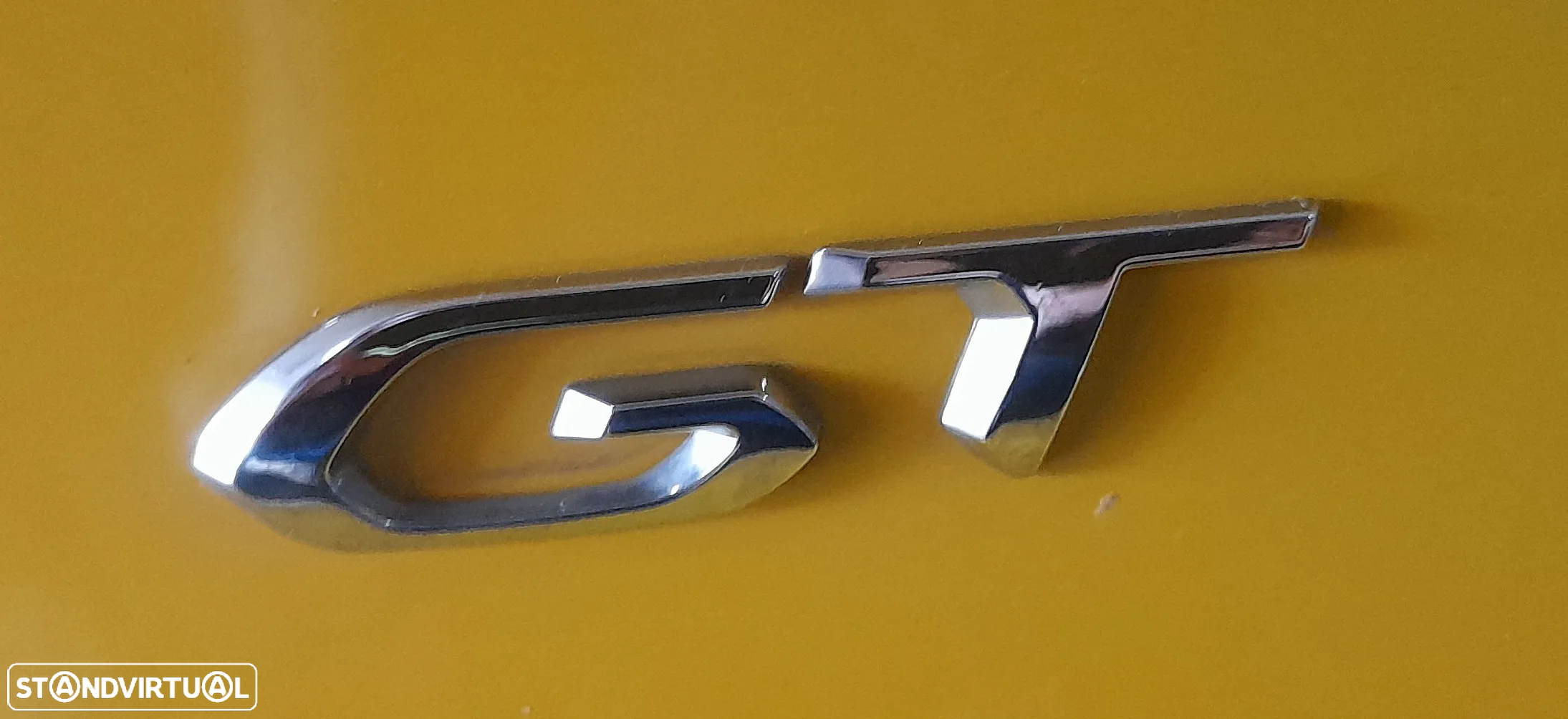 Peugeot 208 - 14