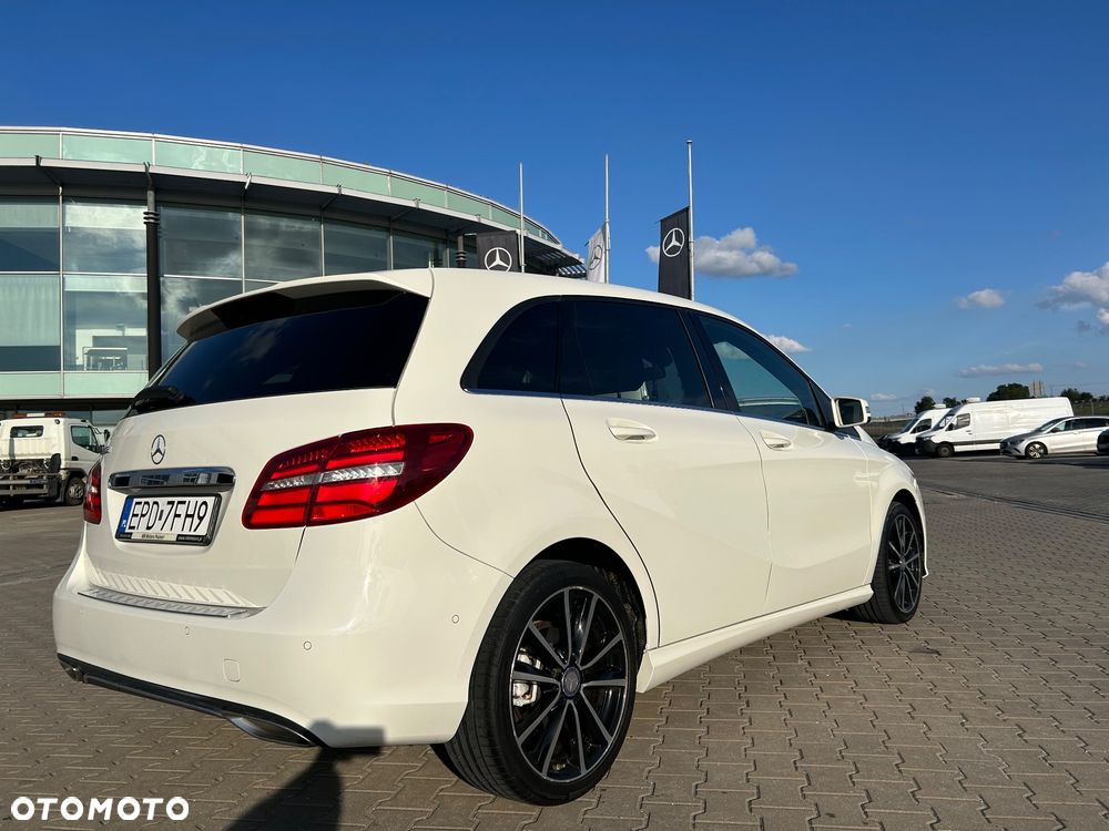 Mercedes-Benz Klasa B 180 (CDI) d 7G-DCT AMG Line - 2