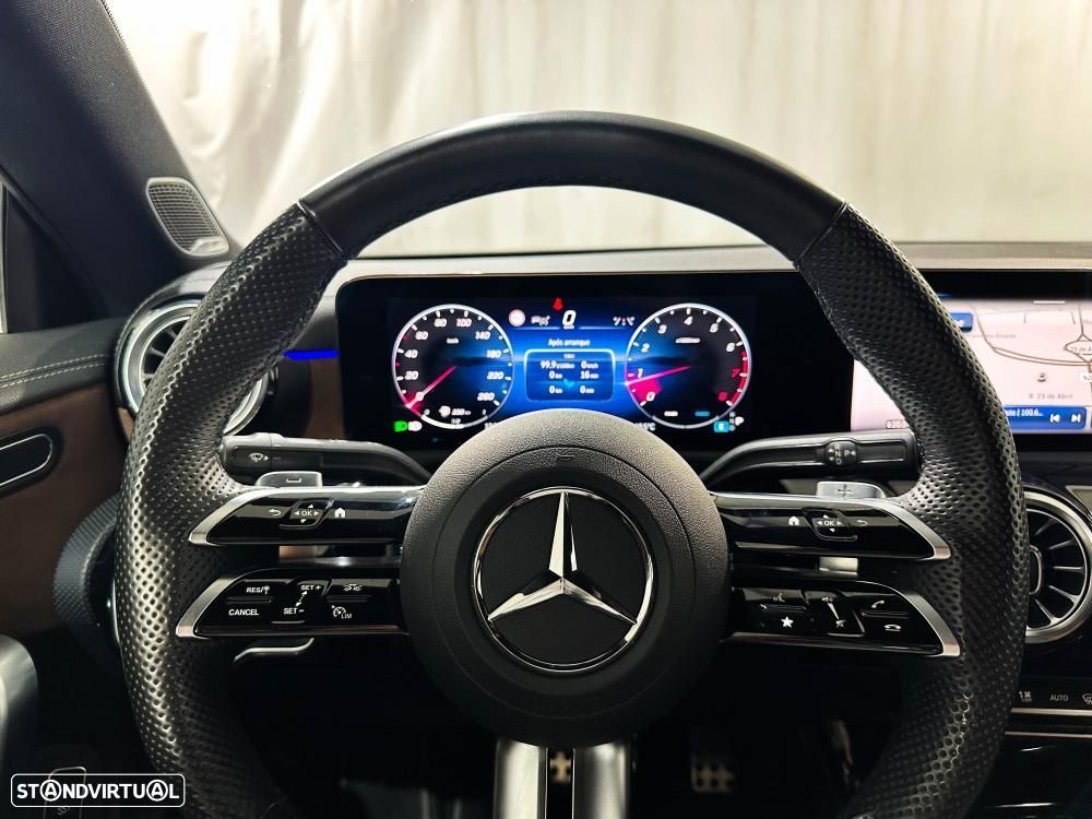Mercedes-Benz CLA 200 7G-DCT AMG Line Advanced Plus — fotografia 47
