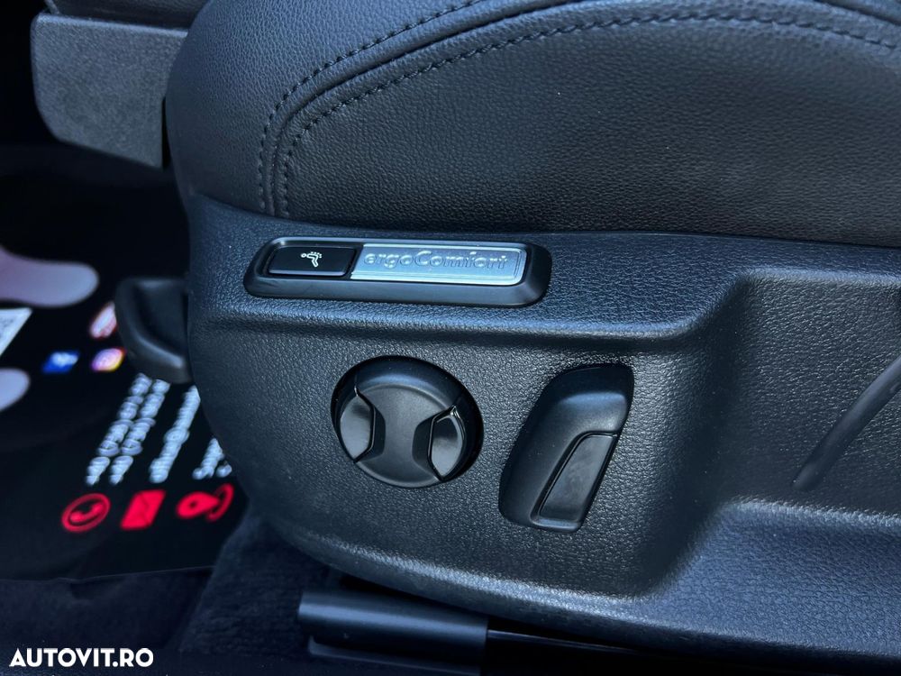 Volkswagen Passat Alltrack - 15