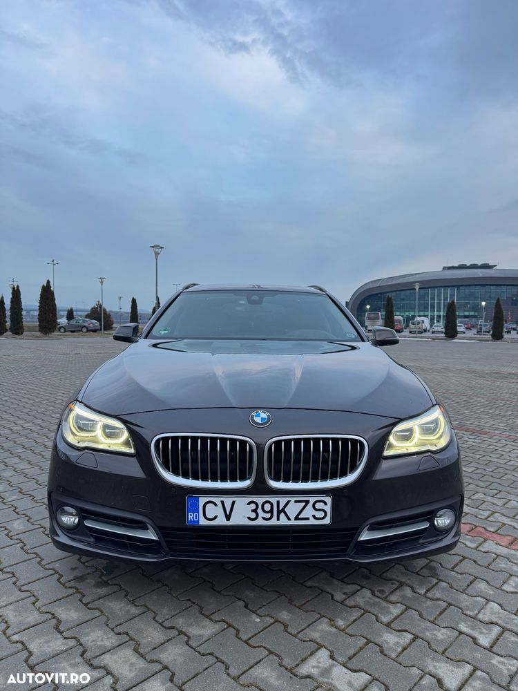 BMW Seria 5 530d xDrive Sport-Aut. Luxury Line - 2