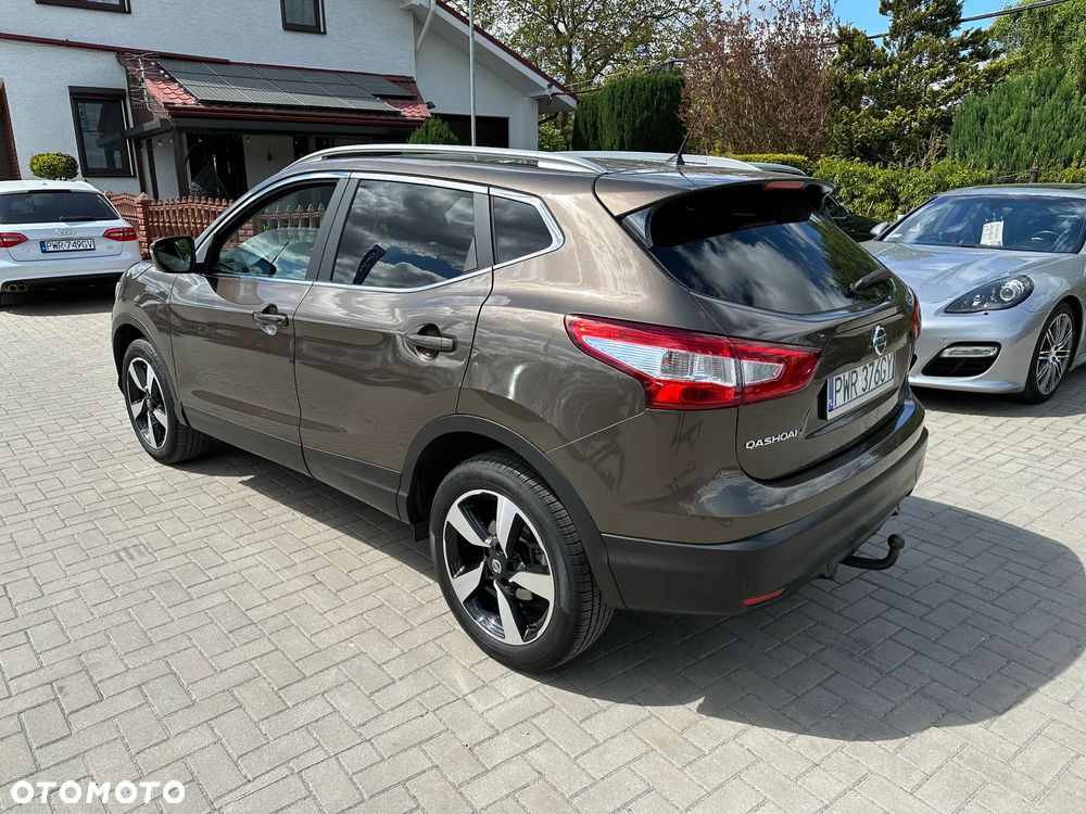 Nissan Qashqai - 4