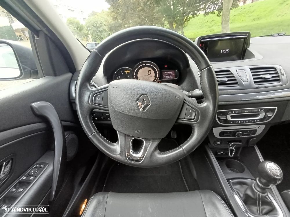 Renault Mégane Sport Tourer 1.5 Blue dCi Limited J17 - 21