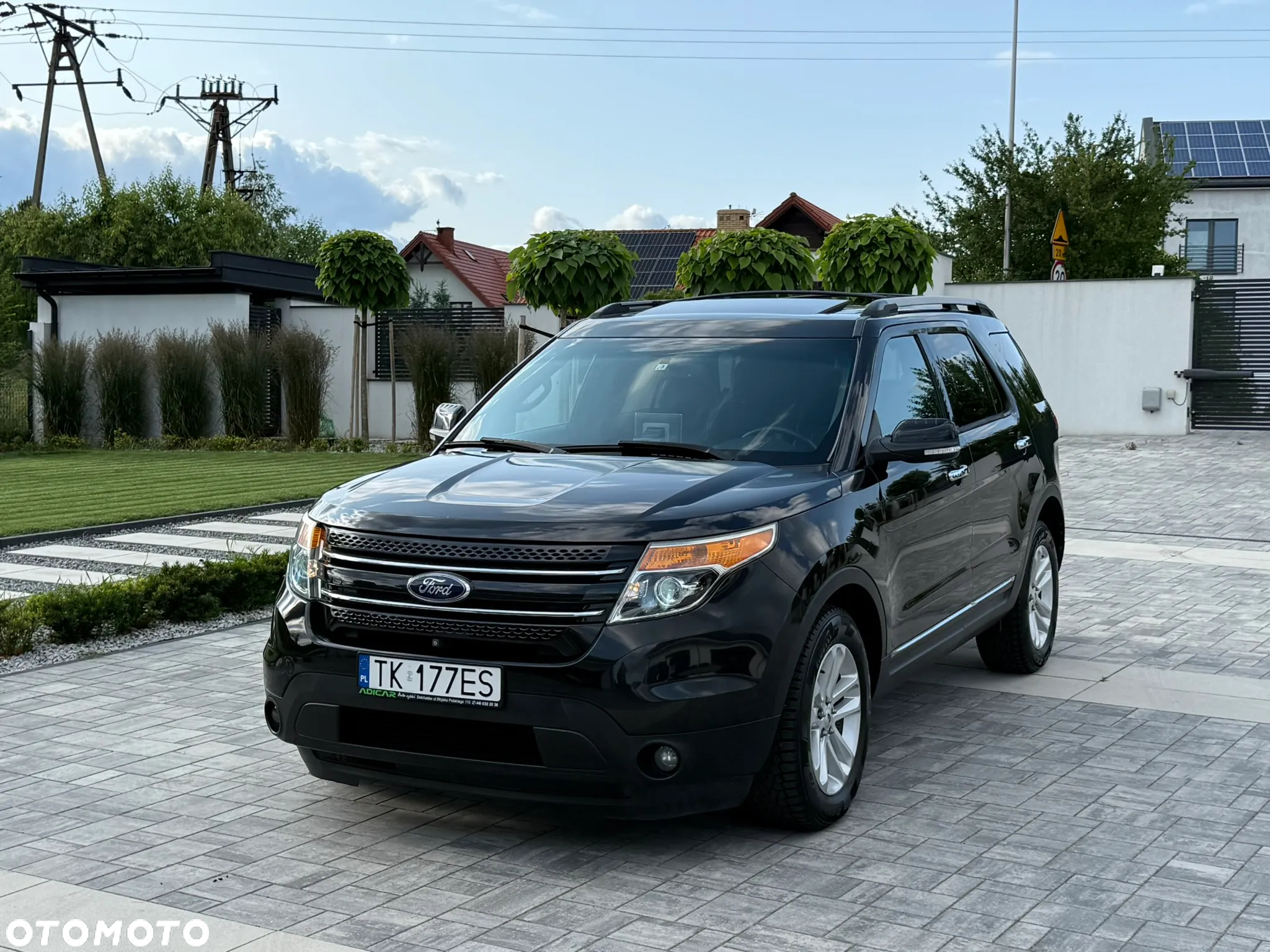 Ford Explorer - 8