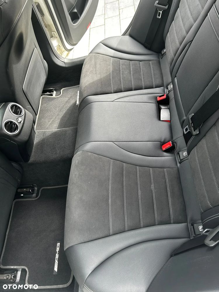 Mercedes-Benz Klasa C 200 d 9G-TRONIC - 24