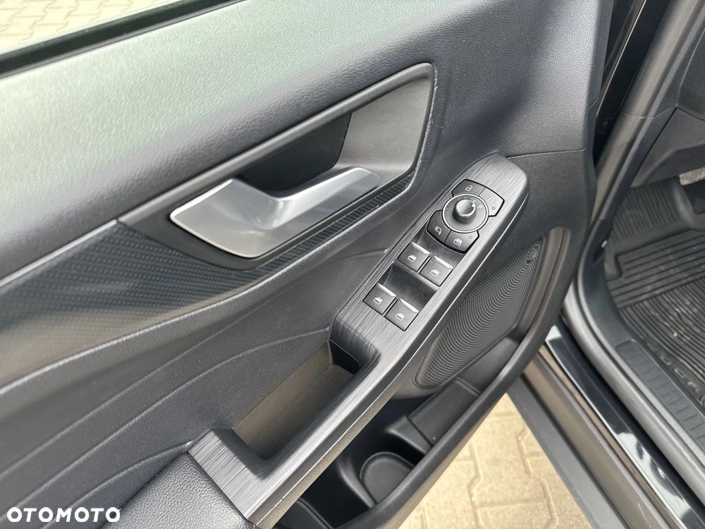 Ford Kuga 2.5 FHEV FWD ST-Line eCVT - 11