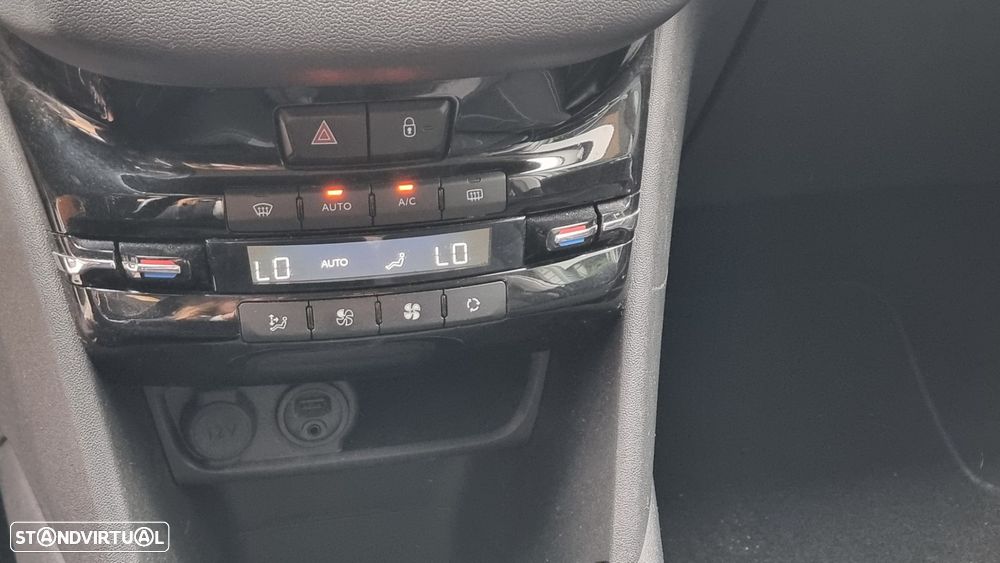 Peugeot 208 1.6 e-HDi Active - 9