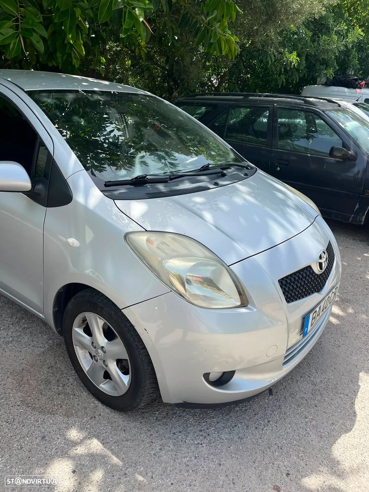 Toyota Yaris 1.3 VVT-i Cool - 11