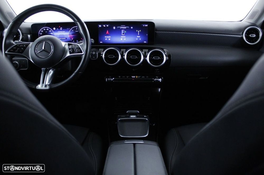 Mercedes-Benz A 200 d - 18