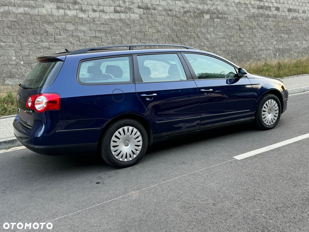 Volkswagen Passat - 13