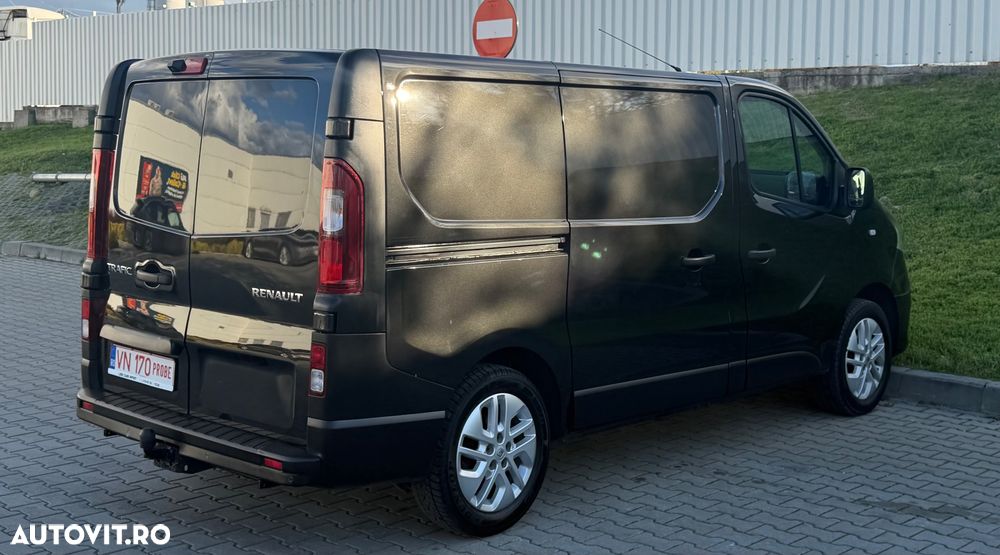 Renault Trafic - 19