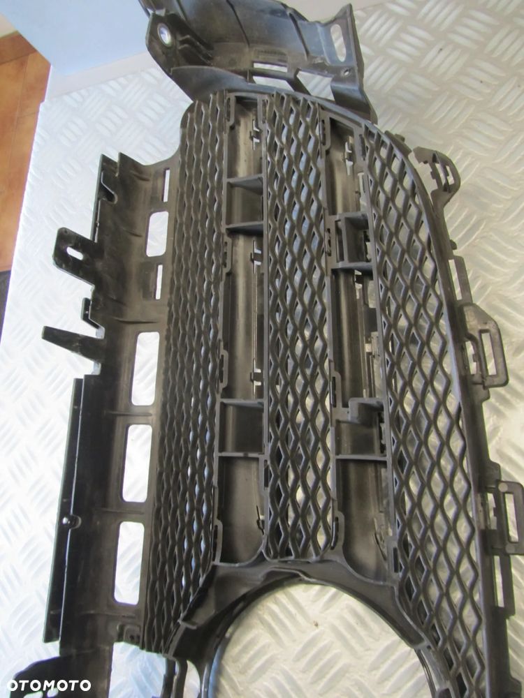 atrapa 2138880223 - 8