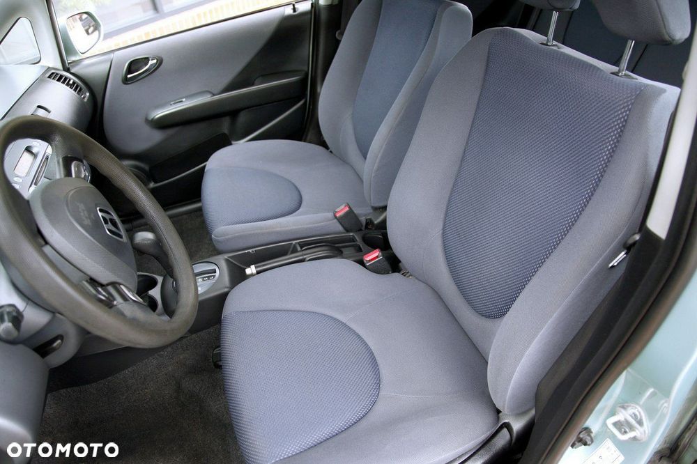 Honda Jazz 1.4 CVT LS - 18