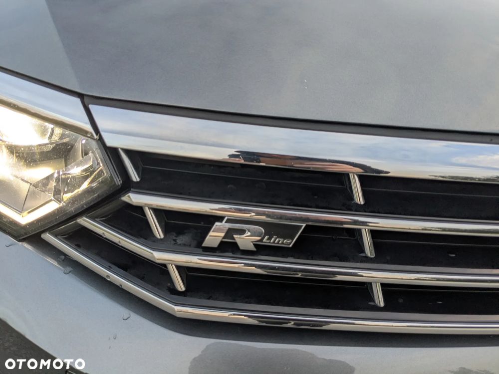 Volkswagen Passat 1.6 TDI SCR DSG Comfortline - 10