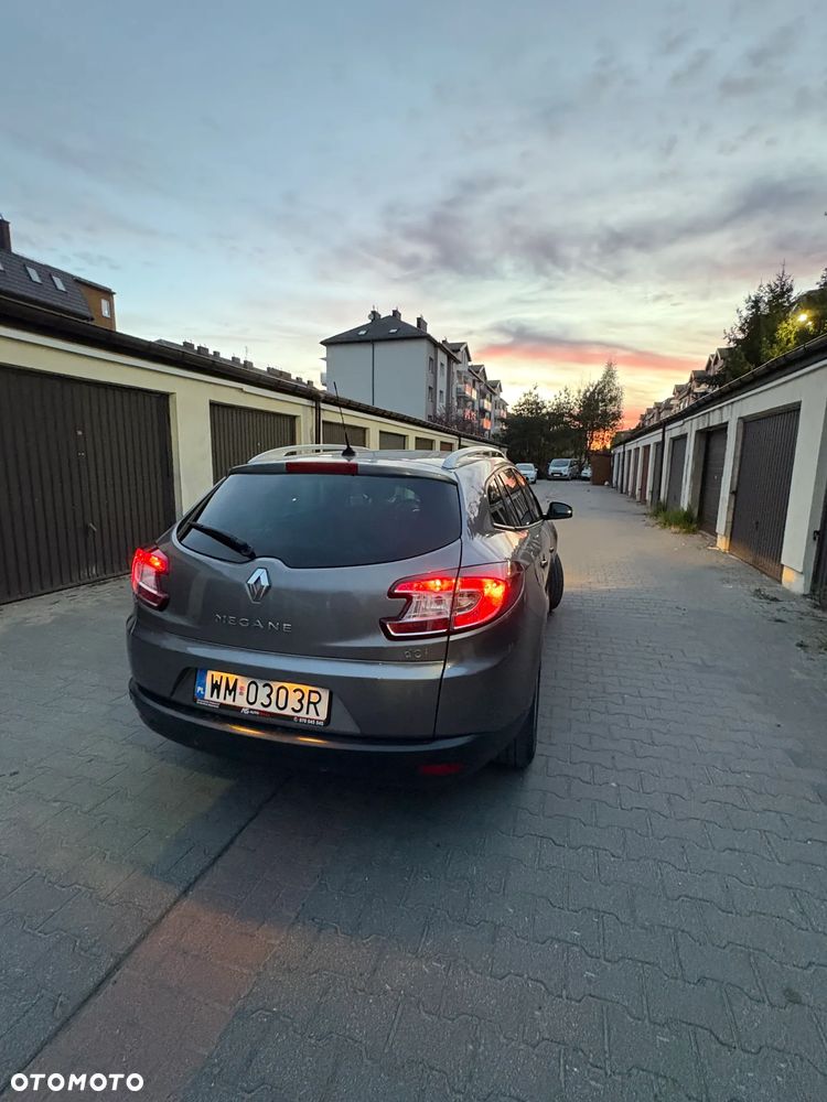 Renault Megane 1.5 dCi Dynamique EDC - 4