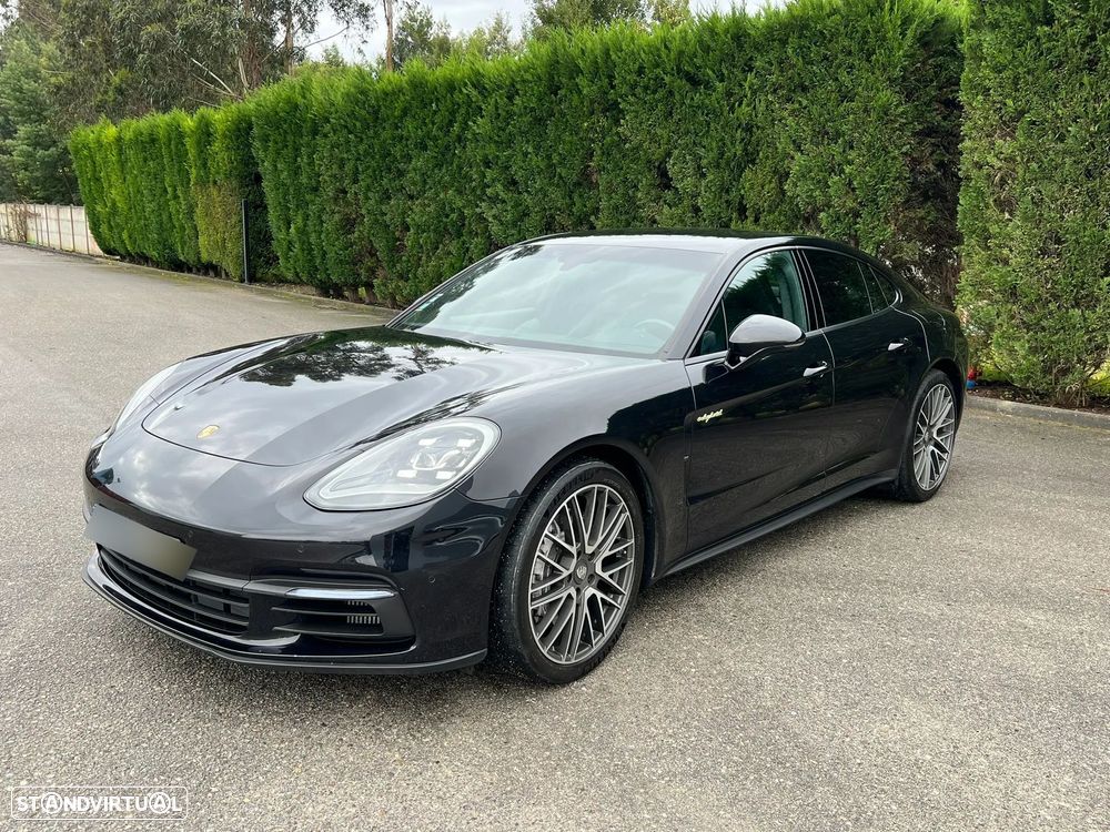 Porsche Panamera 4 E-Hybrid - 6