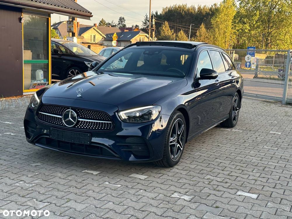 Mercedes-Benz Klasa E 200 9G-TRONIC AMG Line