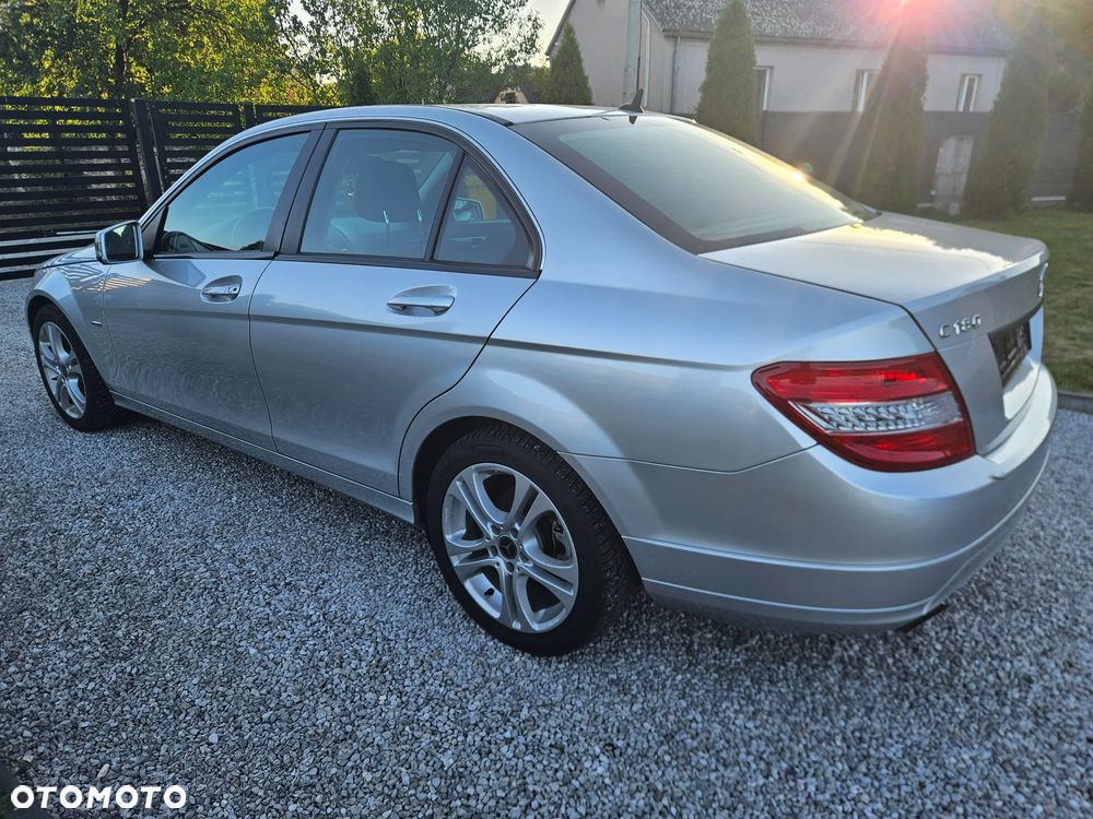Mercedes-Benz Klasa C 180 Kompressor BlueEFFICIENCY - 10