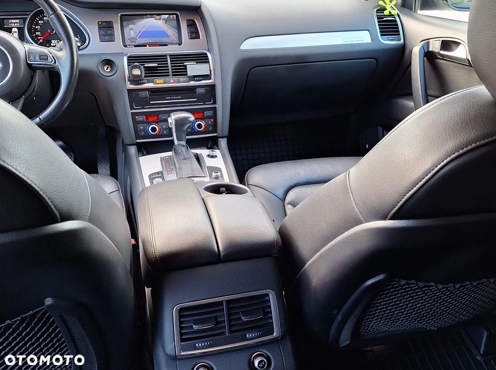 Audi Q7 - 13