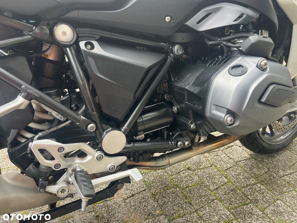 BMW RS - 21