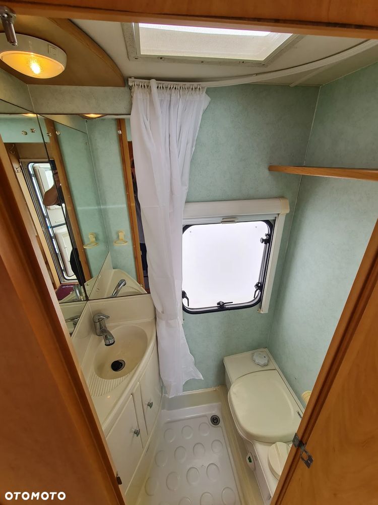 SWIFT Lifestyle 490 - 24