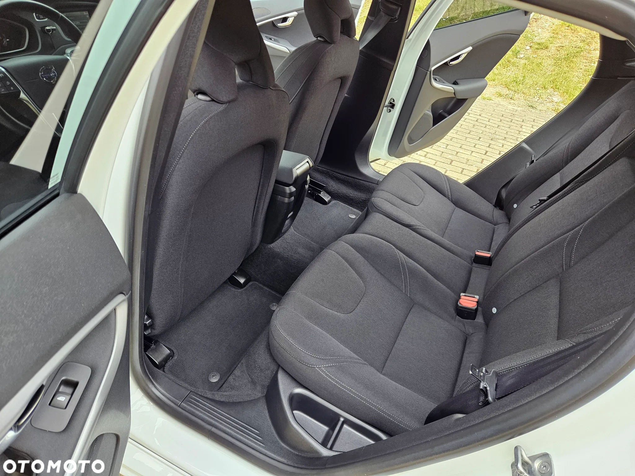 Volvo V40 T3 Kinetic - 23