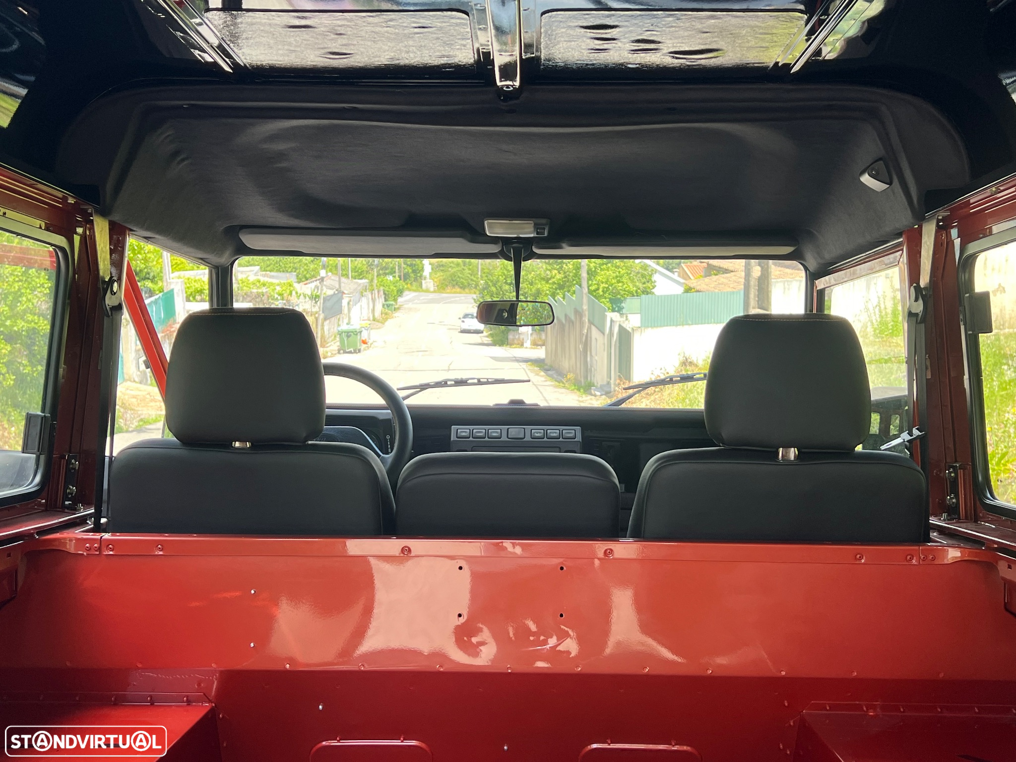 Land Rover Defender 90 2.5 TD5 Metal Top - 16